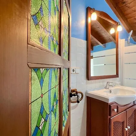 Charming House Very Close To The Beaches Мьенго