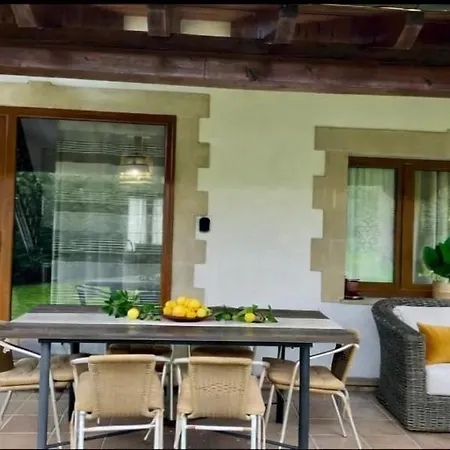 Charming House Very Close To The Beaches *